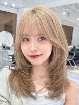 シエロビューティー(CIELO beauty) ハイライトカラーミルクティーベージュレイヤーカット