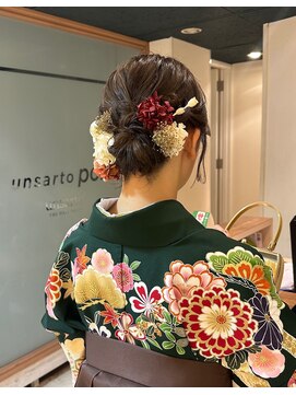 アンサルトポイ(unsarto poi) ふわふわ大人シニヨン