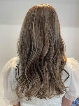 エスプリ アリュール 西大井店(allure) ハイライト×グレージュイルミナカラー【西大井、大井町】