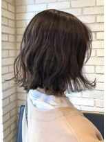 アエラスラナ 相模大野(Aeolus Lana) 切りっぱなしボブ×イルミナグレージュ