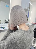 ゼロ 静岡(ZERO)&nbsp;切りっぱなしボブ×ホワイトシルバー【望月皐太】