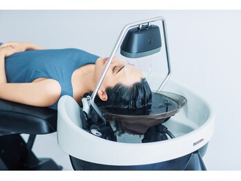ワイズフルハウスの写真/極上の眠りへ誘う、至福の頭皮ケア。日々の疲れをリセットし、心身ともに解き放たれる贅沢なひとときを