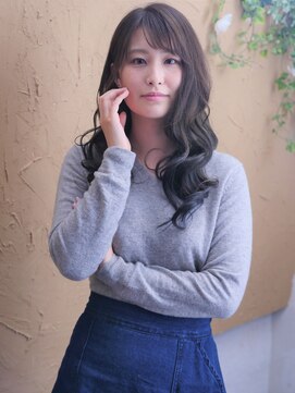 ダッチェス(DUCHESS) 【DUCHESS】秋冬に合う！カーキアッシュのロングスタイル