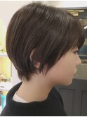 【神田安優奈】ネイビーアッシュのコンパクトショート