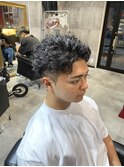 外国人風カーリースパイラルパーマ
