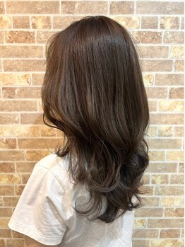ヘアークリエイションアンズ(Hair creation Andz)の写真/《気になる白髪もオシャレに大変身》白髪ぼかしハイライト、明るい色味も楽しめる♪あなたの理想を実現◎