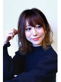 グラデーション外はねボブ