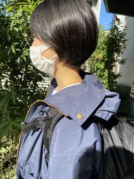 ディーエックス スリー(Dxxxx III) 骨格矯正カット恵比寿