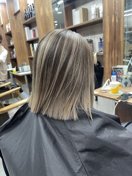 ラフ(LAFF) #バレイヤージュ#グレージュカラー#ボブウルフ#ココアベージュ