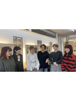 女性同士だからこそ分かる髪のお悩みを相談できる！あなたの魅力を引き出すスタイルをご提案します…。