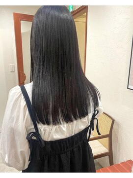 プフ 伏見(puf) [puf 伏見/丸の内/栄/名古屋]艶髪ストレートロング★鳥山