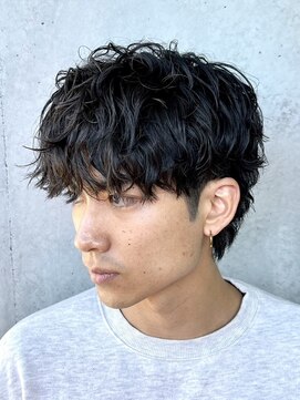 インフィニス 恵比寿(Infinis) 波巻きツイストスパイラルマッシュウルフ刈り上げメンズパーマ