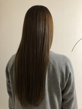 ガーディナ(Gardina) 縮毛矯正 髪質改善ストレート ストレートロング グレージュ 艶髪