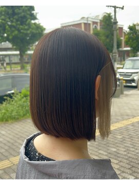 オーガニック ライフ 若葉 鶴ヶ島(organic+life) 夏トレンド！インナーホワイトミルクティーボブ×耳かけアレンジ