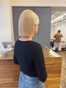 ヨハク 大阪梅田中崎町(yohaku) ブロンドボブ