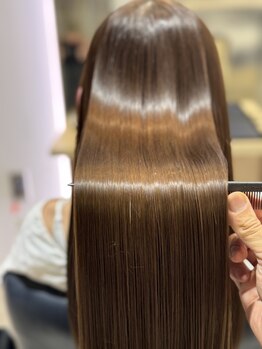 トッカ 三ノ宮店(tocca)の写真/【髪質改善/バイカルテ/COTA/TOKIO/ハホニコ】お客様のお悩みに合わせたTR選定で美髪に導きます。