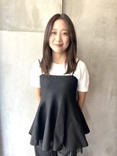 ニマルニーニー バイ ヤスオカ(2022 BY YASUOKA) 小久保 若葉