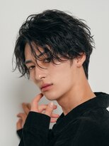 テン 心斎橋(tenn.)&nbsp;心斎橋フェザーパーマフェザーショートセンターパート20代緩め