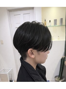 フェール(faire) ハンサムショート センターパート ショートヘア