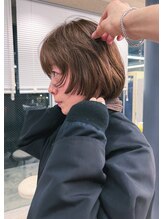 エスキス(ESQUISSE)&nbsp;ボブ/透明感カラー