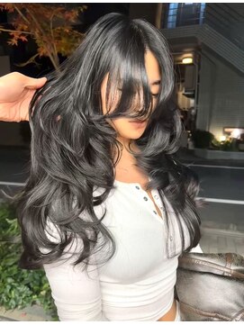 ヌエン 渋谷(NU/EN) 重めバタフライレイヤー/ダークグレー/ダークアッシュ