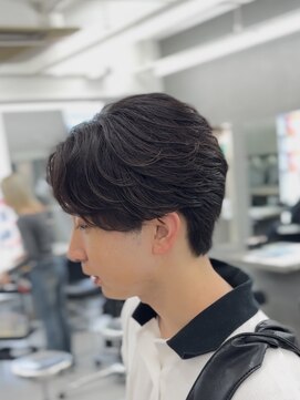 オーバルバイアピッシュ(OVARL by apish) フェザーパーマセンターパートリバースパーマシャドウパーマ