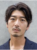 大人フェザーパーマルーズショートセンターパート渋谷