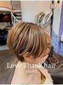 ハンサムショート　ショート　デザインカラー　ベージュ　