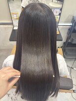 アコレ カリテ 草津店(ACCOLE qualite) ツヤ感たっぷり縮毛矯正!