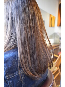 ピースリーヘア バイ カーサ(peathree.hair by CASA) シアー×グレージュ