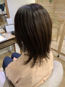 ユーネリー(U-NERY) ミディアムスタイル