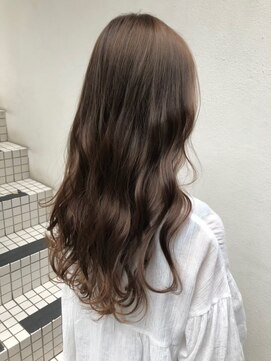 フロート 小阪店(float) シアーベージュ_外ハネボブ,アッシュブラウン,ネオウルフ