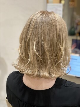 ティーズピーク(ty s peak) ミディアムボブスタイル