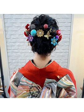 ザブックハンドサロン(The book hand salon) 振袖ヘアアレンジ♪
