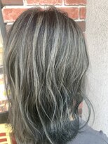 リーオオサカ(Lee Osaka)&nbsp;【Lee大阪店】甘辛カーキアッシュ/新出奈津樹