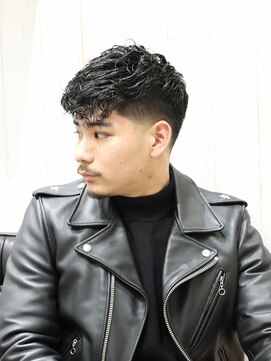 ヨシザワインク プレミアム 横浜 桜木町店(YOSHIZAWA Inc. PREMIUM) 20代30代縦落ちスパイラルカジュアルフェード