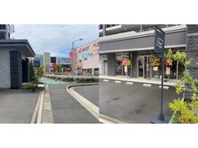 ヌーク(nook)の雰囲気（九大学研都市駅より徒歩5分とアクセス◎ 店前 駐車場3台完備）