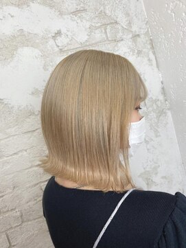 プライズ アイリス 池袋東口店(prize Iris) ミルクティーベージュ/20代30代40代¥14850