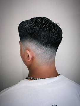 ヒロギンザバーバーショップ 大宮店(HIRO GINZA BARBER SHOP) サイドパート　バーバースタイル　フェード　大宮