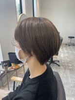 ビーヒアナウ 野々市市役所前店(BE HERE NOW N゜04)&nbsp;白髪ぼかしショート