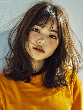 ヒマル 学芸大学(Himaru) ミディアムヘア/アッシュカラー/くびれレイヤー/学芸大学