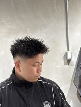 ミナミ 府中店(MINAMI) ツイストスキンフェードスタイル