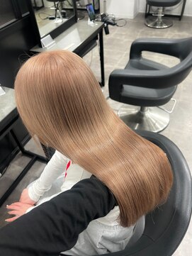 アイズ 横浜(IS) 【RIKA】ミルクティーベージュ/ケアブリーチダブルカラー