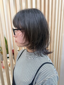 エン 稲毛(enn.) 大人ガーリー/ダークアッシュ/ミディアムレイヤーカット/稲毛