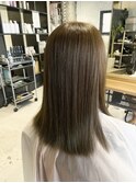 オリーブベージュ透明感カラー艶カラー