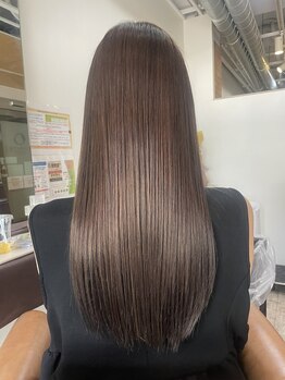 ヘアープロデュース ジェネシス(hair produce genesis)の写真/御来店されるほぼ全員がトリートメントを施術!特許成分やダブル髪質改善で叶える美髪サロン♪