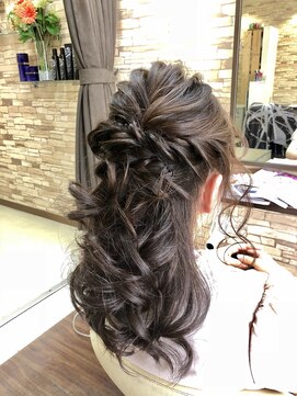 ヘアーピース(Hair Peace) ハーフアップ