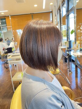 ネバーランド 平成店(NEVER LAND) 前下がりショートボブ