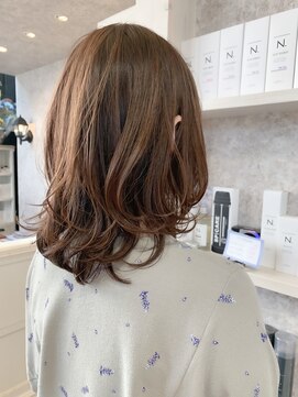 キャアリー(Caary) 福山市美容室Caary 秋色ベージュ顔周りレイヤーふんわりミディ