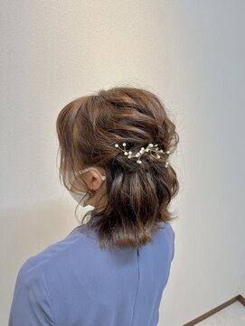 シンシア(CYNTHiA) ボブハーフアップ